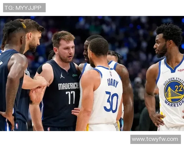 2012年勇士与小牛第三场激战回顾：精彩瞬间与关键时刻分析